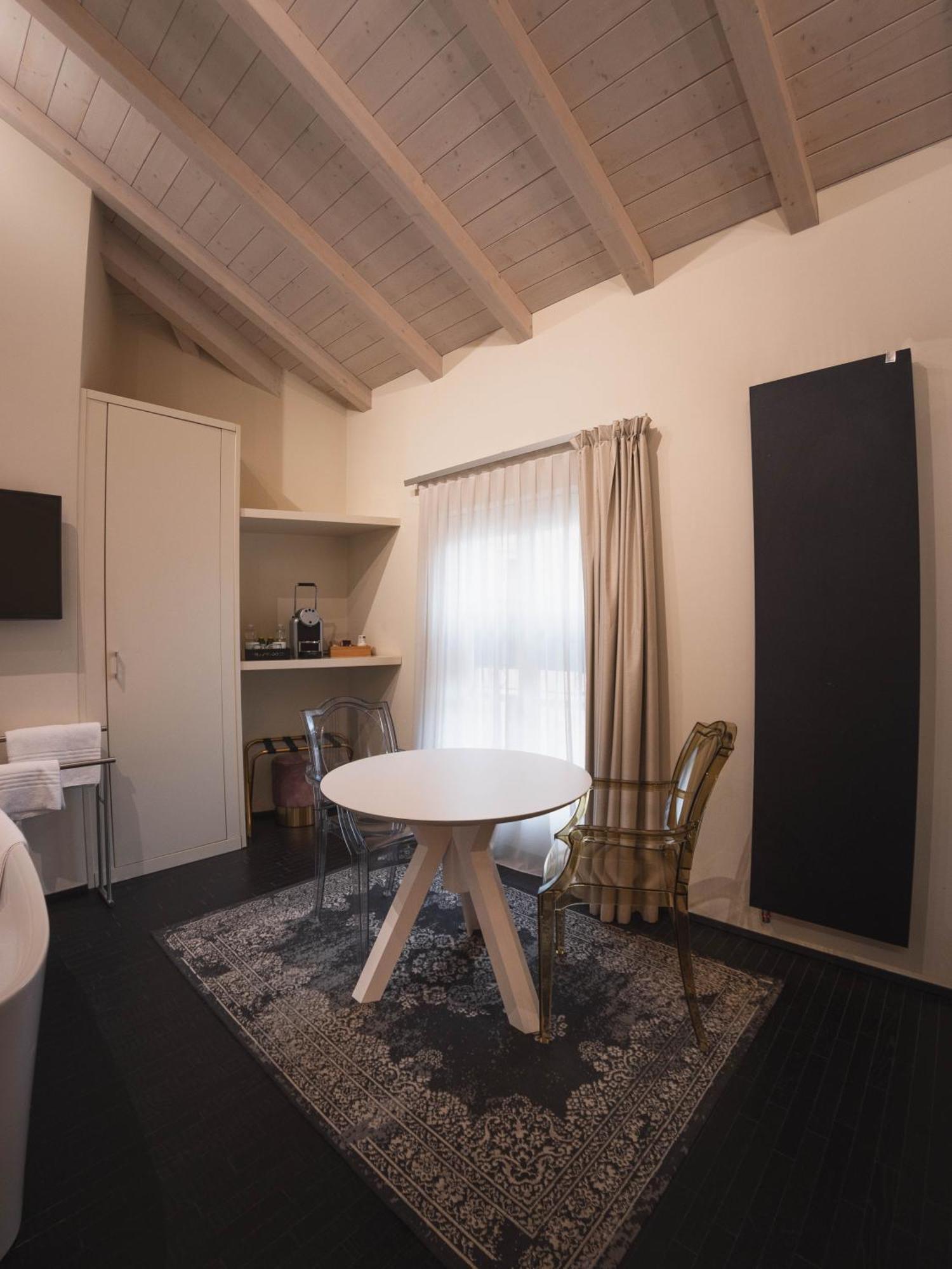 Palazzo Gozzi Bed & Beauty Bed & Breakfast Parma Luaran gambar